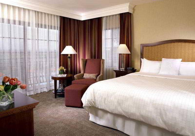 Sheraton Carlsbad Resort & Spa Стая снимка